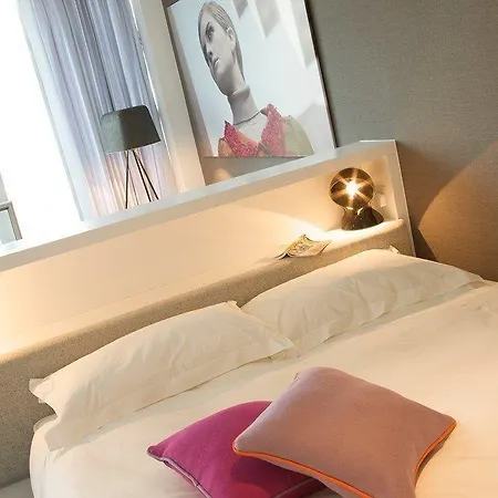 Staying Cool At Rotunda 4*