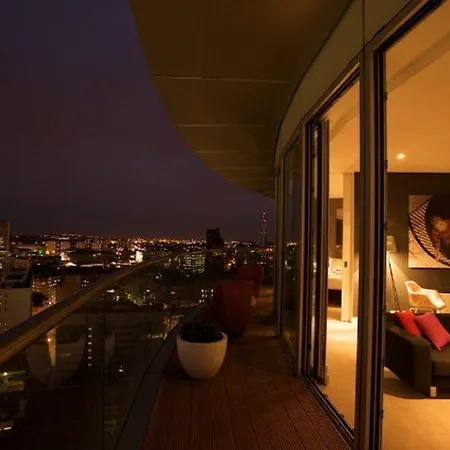 Staying Cool At Rotunda 4* Birmingham