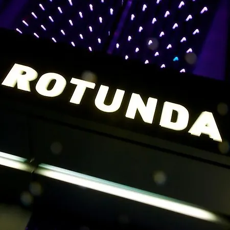 Staying Cool At Rotunda Appart hôtel 4*